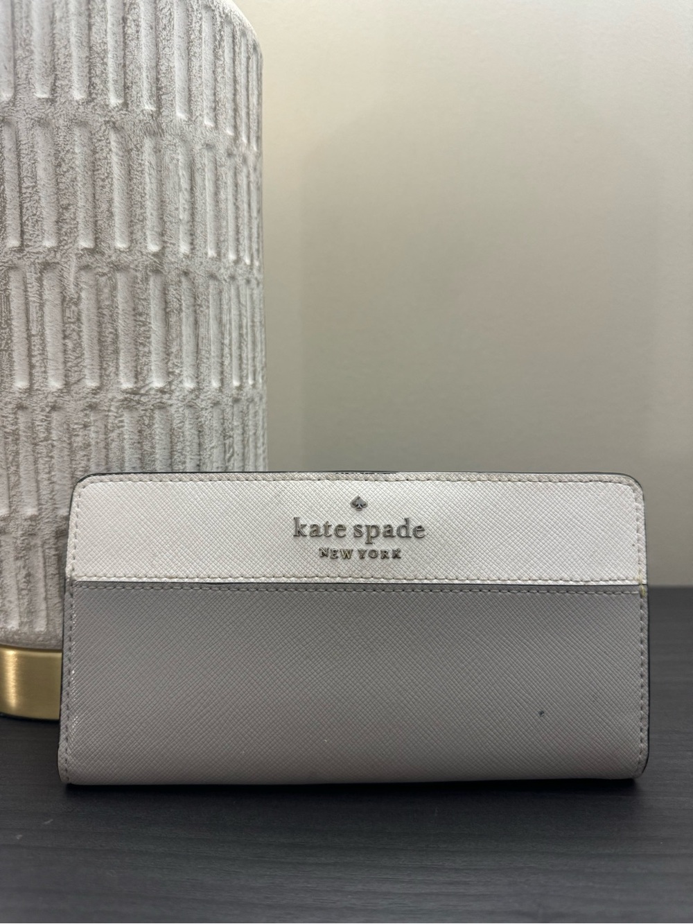 kate spade Two-Tone Saffiano Leather Continental Wallet in White & Light Gray - Picture 2 of 9